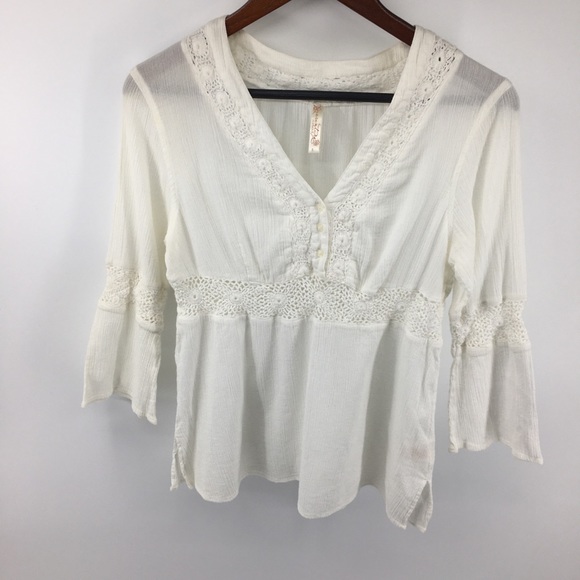 Aventura Tops - Aventura White Crocheted Top